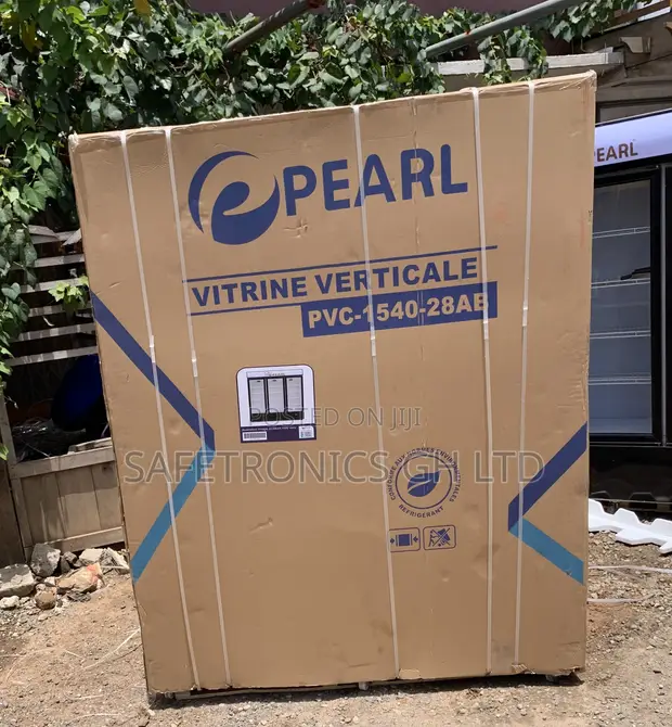 Commercial Pearl Display Fridge 780L 3-Door - 1
