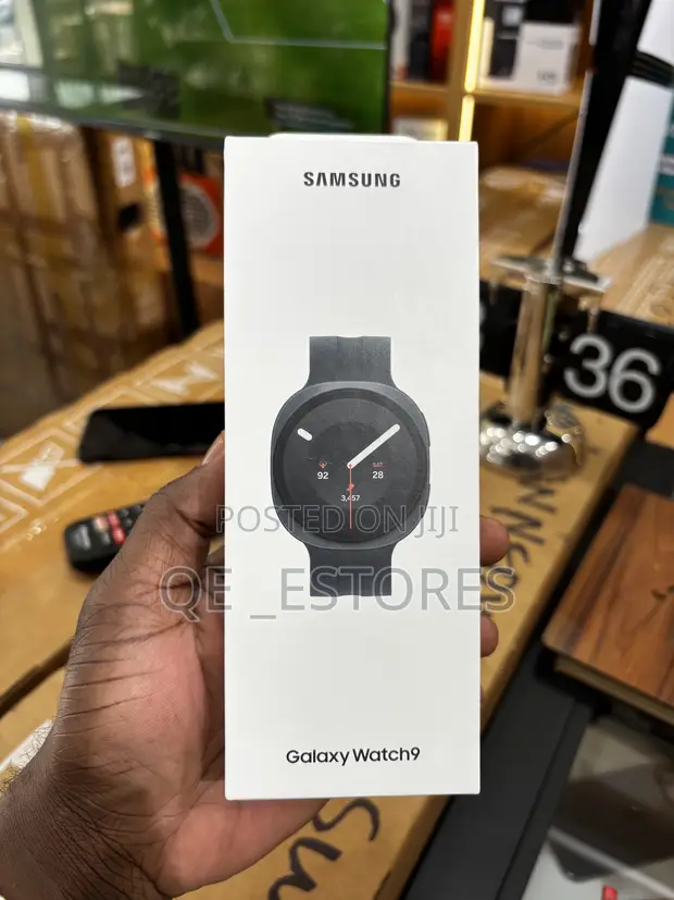 Samsung Galaxy Watch 9 - 1