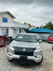 2022 Mitsubishi Outlander SE Gray - 2