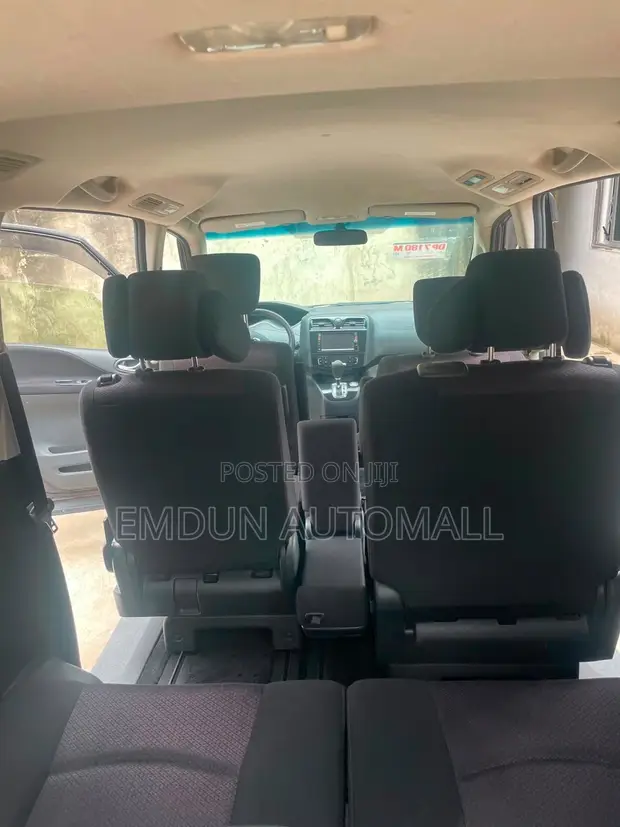 Nissan Serena 2012 Black - 1