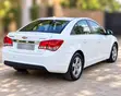 Chevrolet Cruze 2011 White - 5