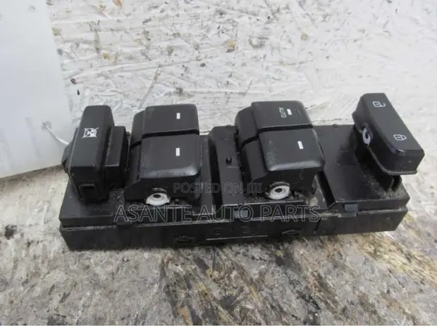 Hyundai Sonata 2015-2019 Power Window Switch - 1