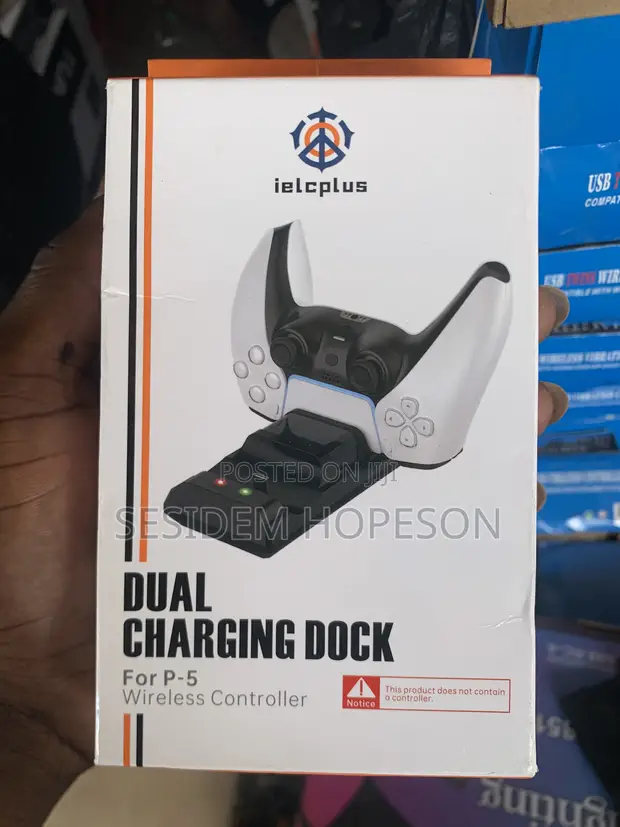 Ielcplus Dual Charging Dock for PS5 Controllers - 1