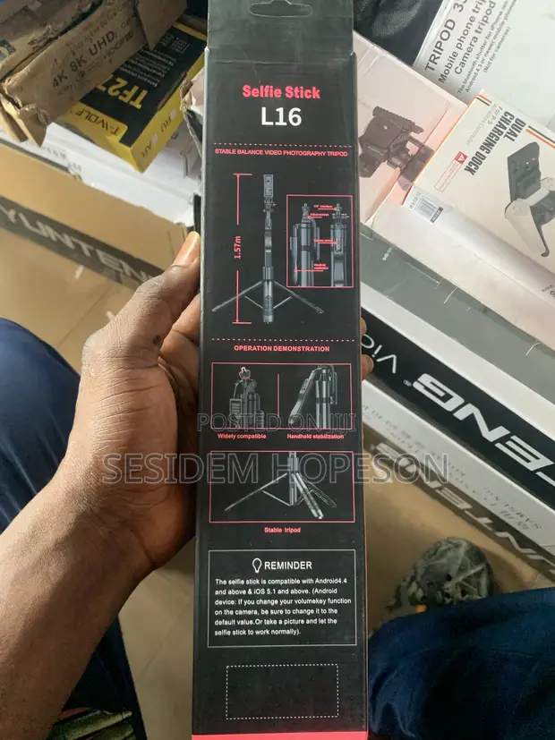 L16 Selfie Stick with Hand Stabilizer Grip - 1