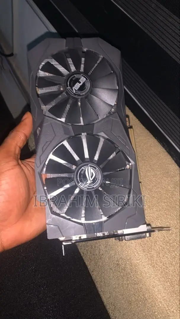 ASUS Strix GTX 1050 Ti 4GB - 1