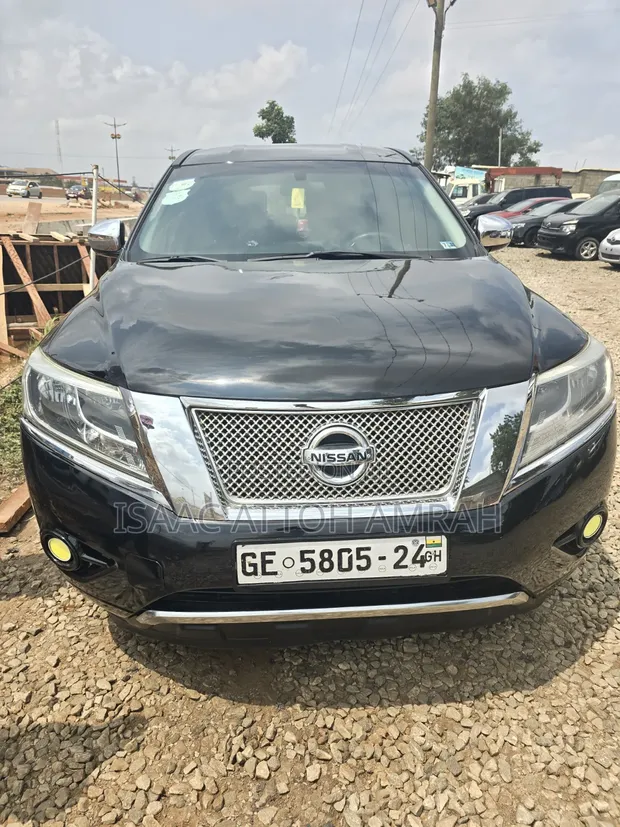 Nissan Pathfinder 2014 Black - 1