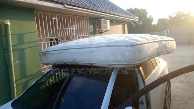 Royal Comfort Queen Size Mattress (Used) - 1