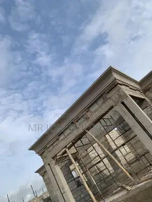 Parapet Molding Design & Installation