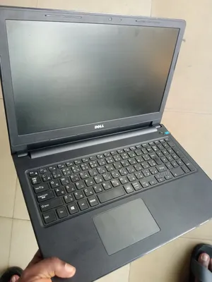 Dell Latitude 3520 Laptop - 8GB RAM, 500GB HDD