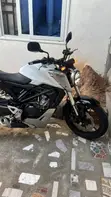 Honda CB 125cc 2024 - White - 4