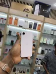 Apple iPhone 17e 256GB Pink - 2