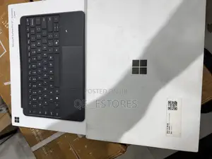 Microsoft Surface Pro Copilot+ PC 12" 16GB RAM 256GB SSD