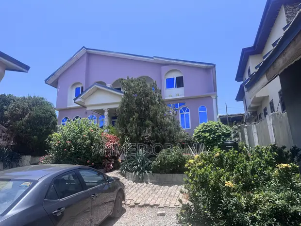 Furnished 6-Bedroom House for Sale in Old Barrier - 1
