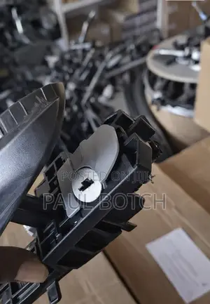 2025 Honda CR-V Driver's Side Exterior Door Handle (Brand New)