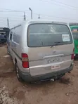 Toyota HiAce 2002 Silver - 4