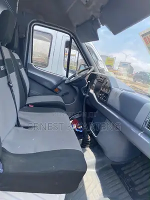 Mercedes-Benz Sprinter 312 Diesel Flat Body