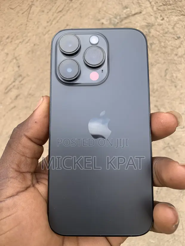 Apple iPhone 14 Pro 256GB Black - 1