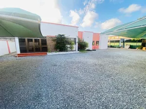 11-Bedroom Commercial House for Rent in Dzorwulu