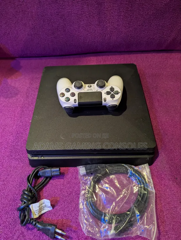 PS4 Slim Jailbreak with 9 Games - 1