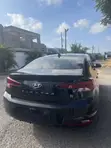 Hyundai Elantra Limited 2020 Black - 4