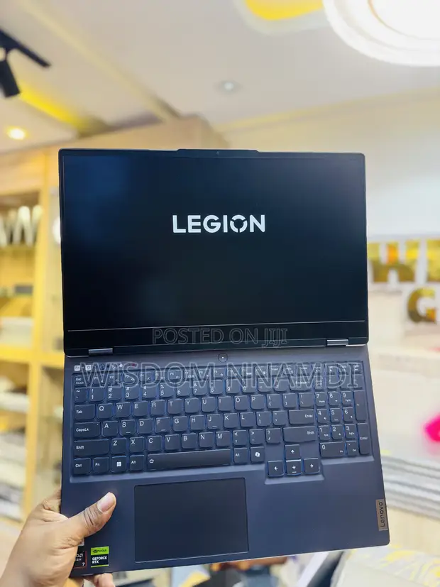 Lenovo Legion 7 Laptop - AMD Ryzen 7, RTX 4060 - 1