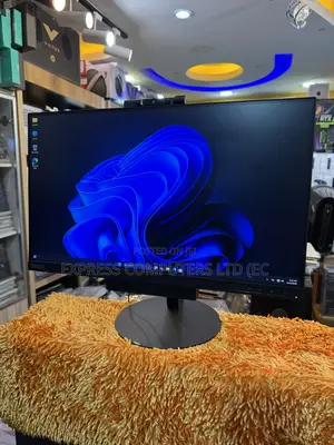 Lenovo ideacentre AIO 520S 23" All-in-One Desktop