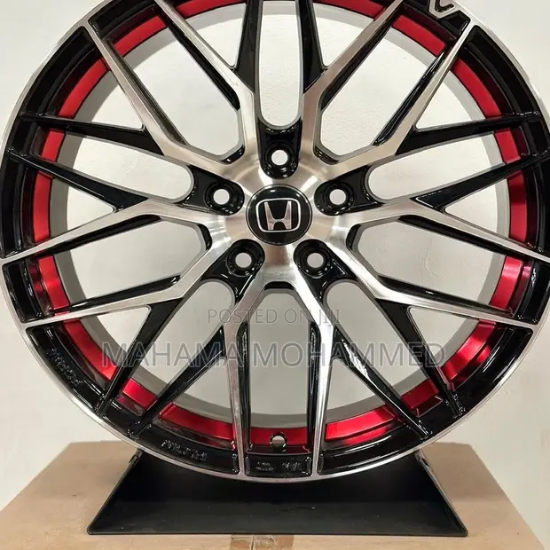 18-Inch Honda Style Alloy Wheel - 1