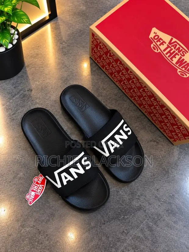 Vans Slides Black - 1
