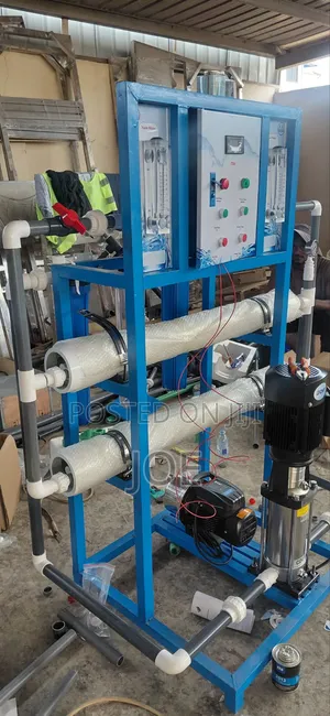 Brand New 500 LPH Reverse Osmosis Water Treatment Machine