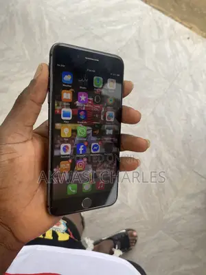 Apple iPhone 8 Plus 64GB Black