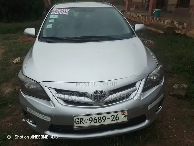 Toyota Corolla L 2013 Silver - 1