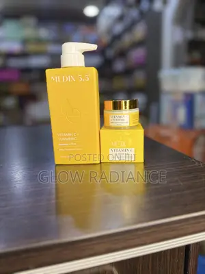 Medix 5.5 Vitamin C + Turmeric Brighten + Firm Set