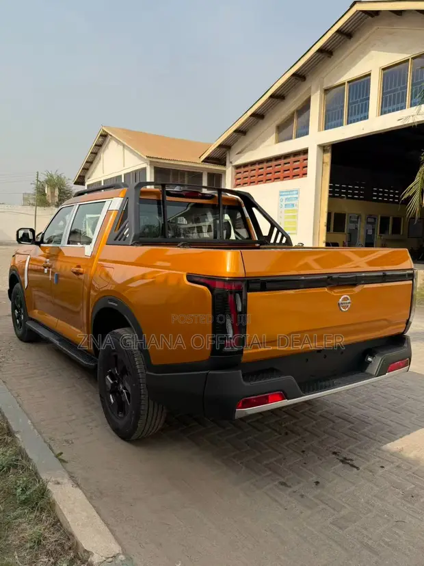Dongfeng Z9 Pickup Truck 2026 Gold - 1
