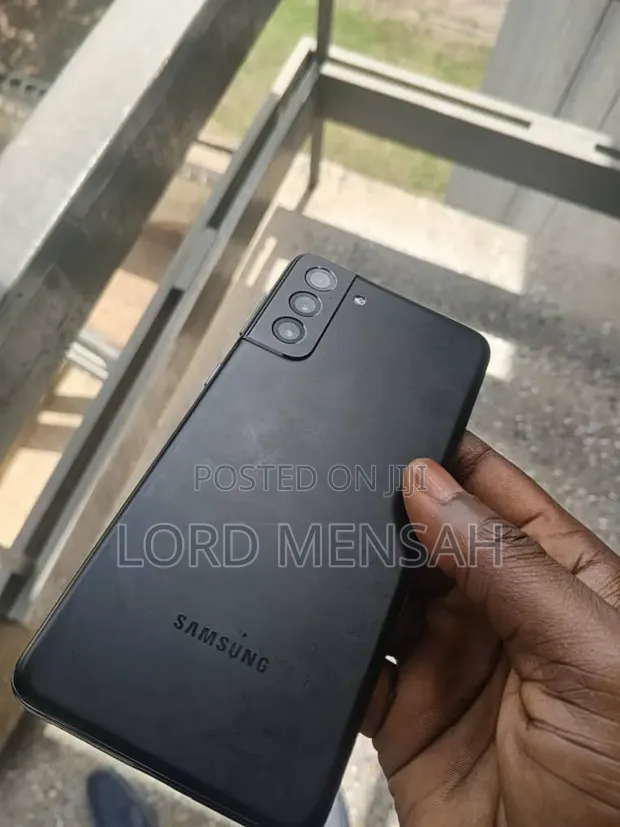 Samsung Galaxy S21+ 5G 128GB Black - 1