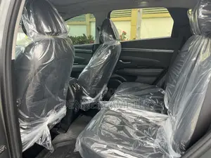 2022 Hyundai Tucson - Full Option, Double Sunroof