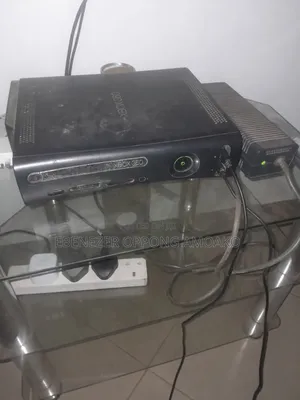 Xbox 360 with 2 Controllers and Games