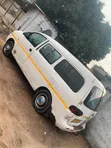 Hyundai H-100 2004 White - 3