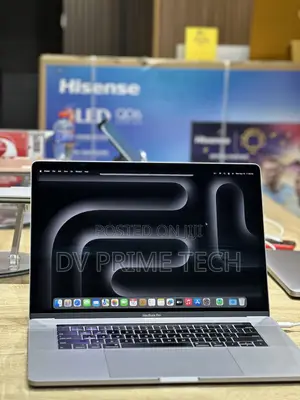 Apple MacBook Pro 15" 2019 - Intel Core i9, 32GB RAM, 512GB SSD