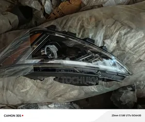 Hyundai Elantra Headlights (2019-2020)