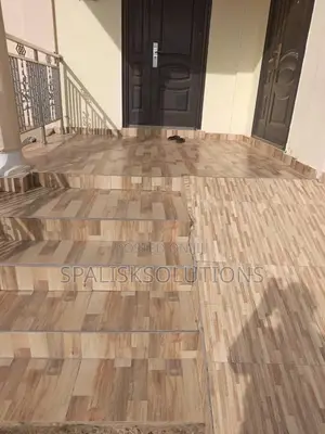 7-Bedroom House for Sale in Ashongman Estate