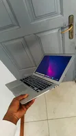 Apple MacBook Air 4GB Intel Core i5 SSD 256GB - 4
