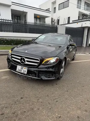 2017 Mercedes-Benz E300 Base RWD Sedan
