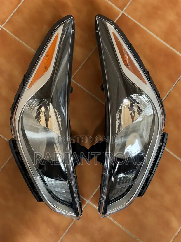 Hyundai Accent 2018 Headlights - 1