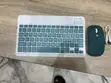Wireless Bluetooth Keyboard and Mouse for iPad/Smartphone - 2
