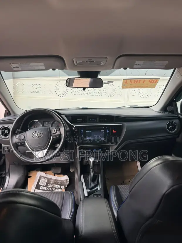 2018 Toyota Corolla SE - 1