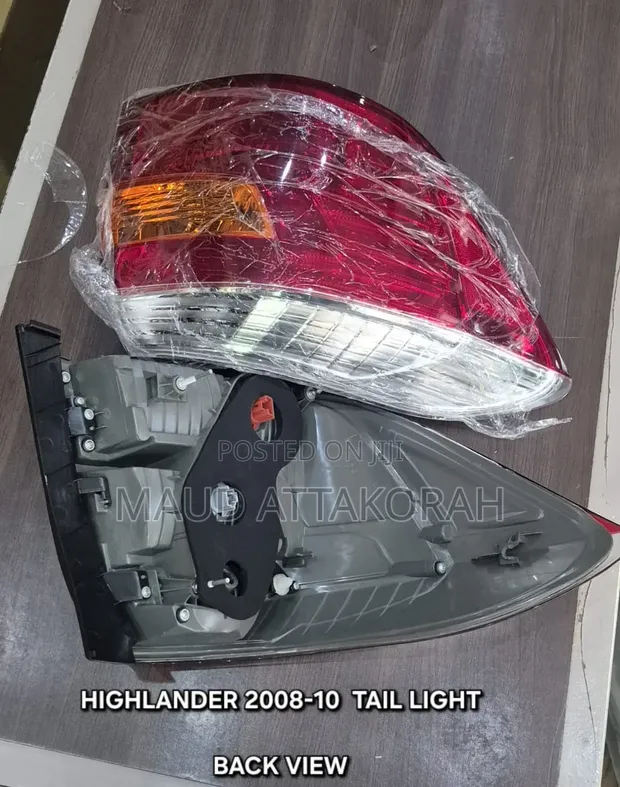 Toyota Highlander 2008-2010 Taillight - 1
