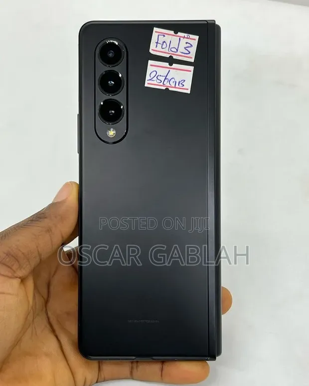 Samsung Galaxy Fold 3 512GB Black (Used) - 1