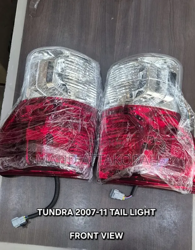 Toyota Tundra 2007-2011 Taillight - 1
