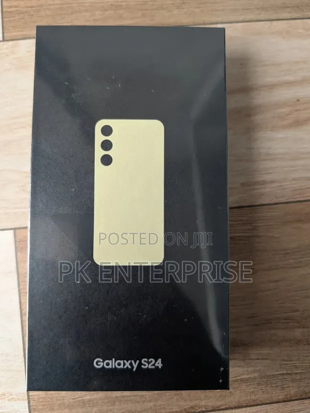New Samsung Galaxy S24 256GB Gold - 1