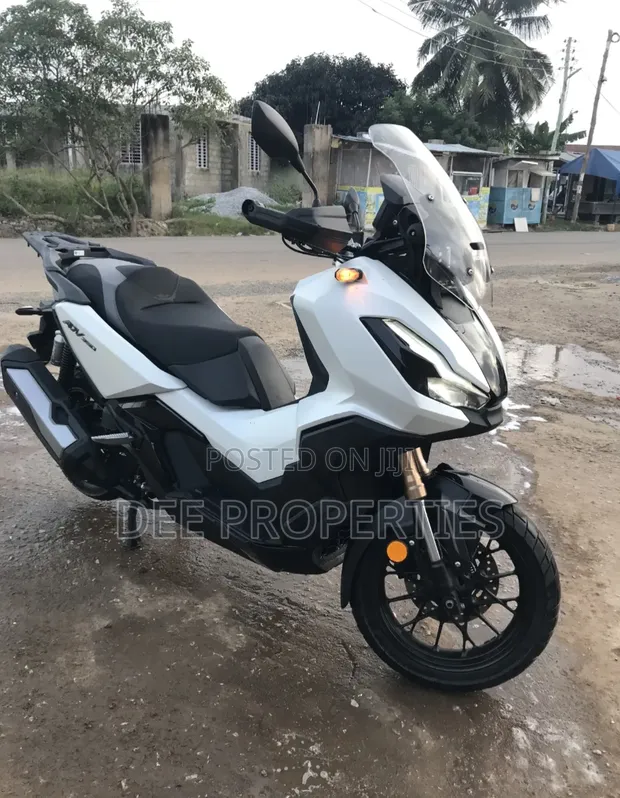 Honda ADV 350 Scooter - 2024 - 1